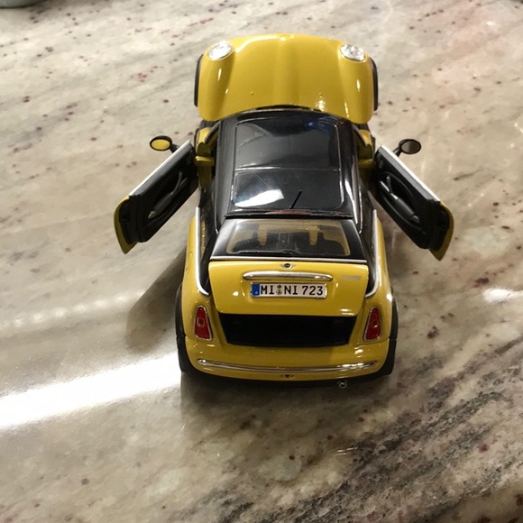 MINI Cooper Toy Car - Picture 4 of 9